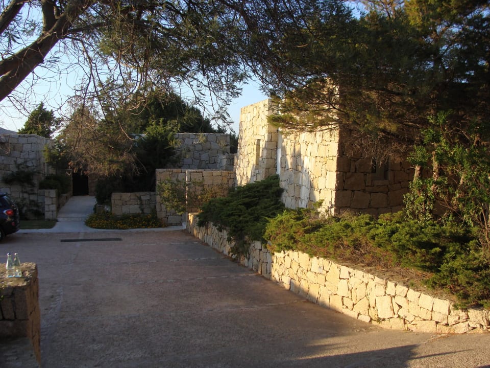 Gepflegte Gartenanlage Hotel Grand Relais dei Nuraghi