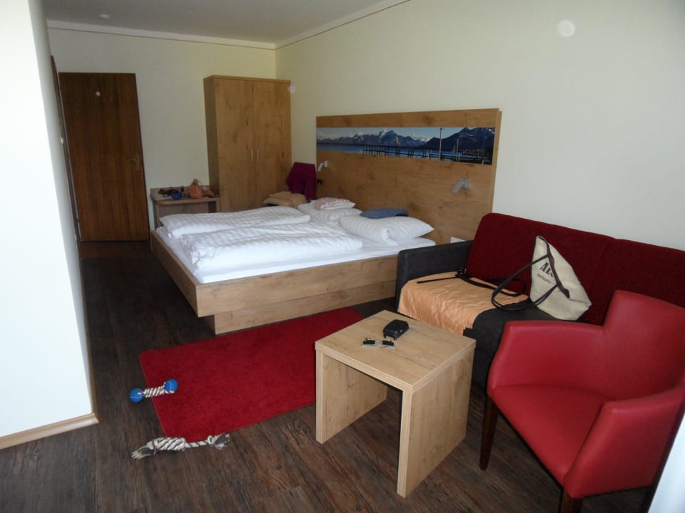 Blick vom Balkon ins Zimmer Hotel Seiseralm & Hof