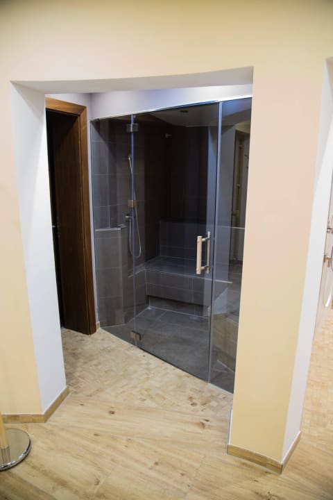 Dampfbad Hotel Airotel