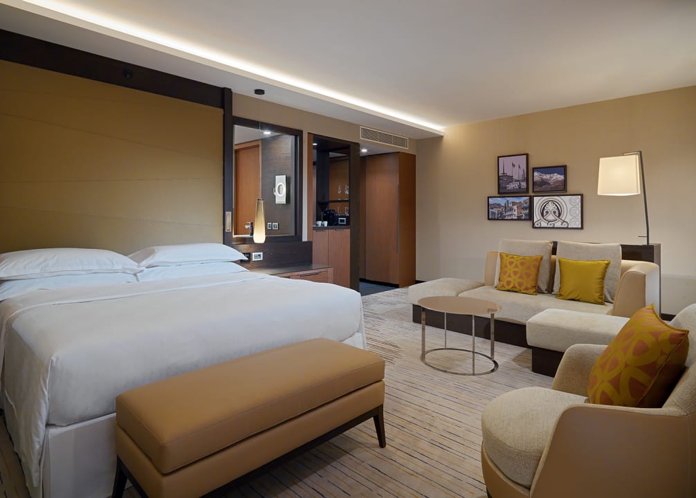 Zimmer Sheraton Grand Tbilisi Metechi Palace