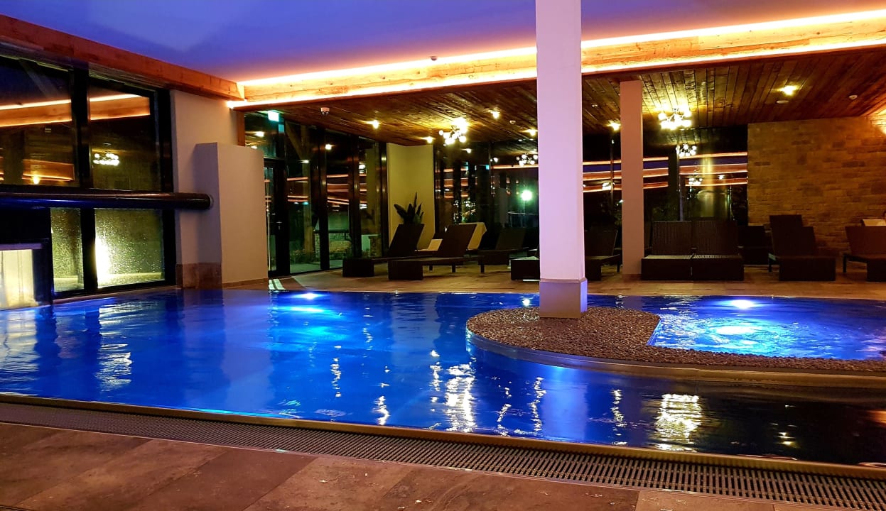 Pool VAYA Fieberbrunn