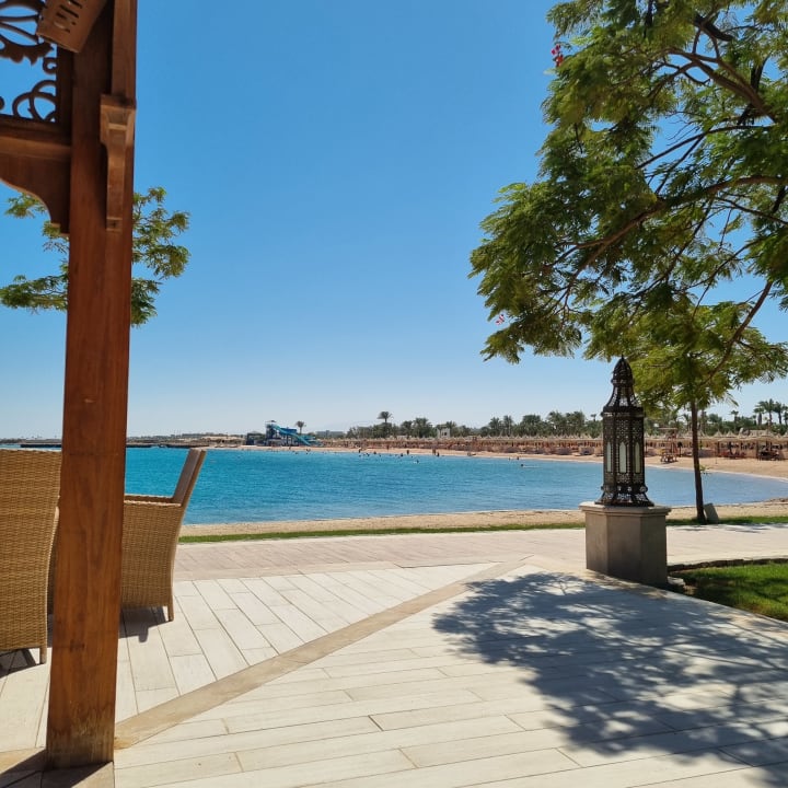 Gartenanlage The Grand Palace - Adults only