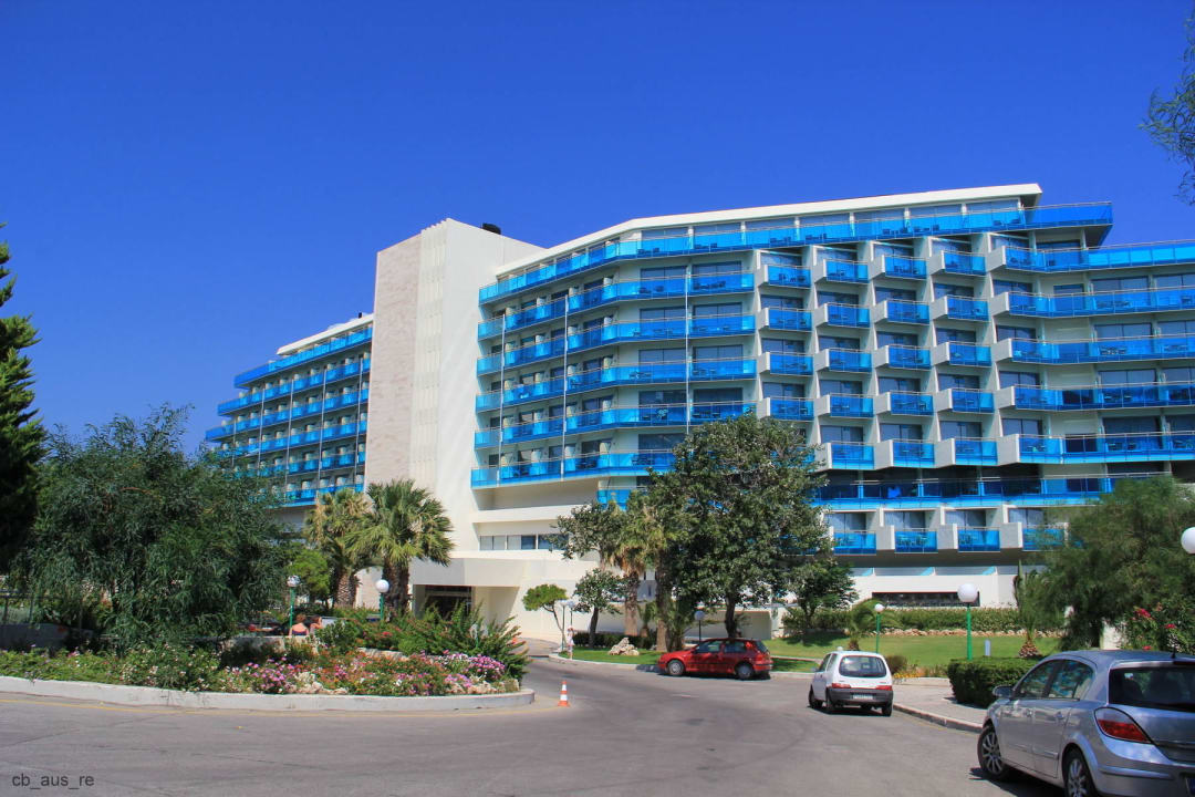 Blick von der Straße aus Hotel Calypso Beach