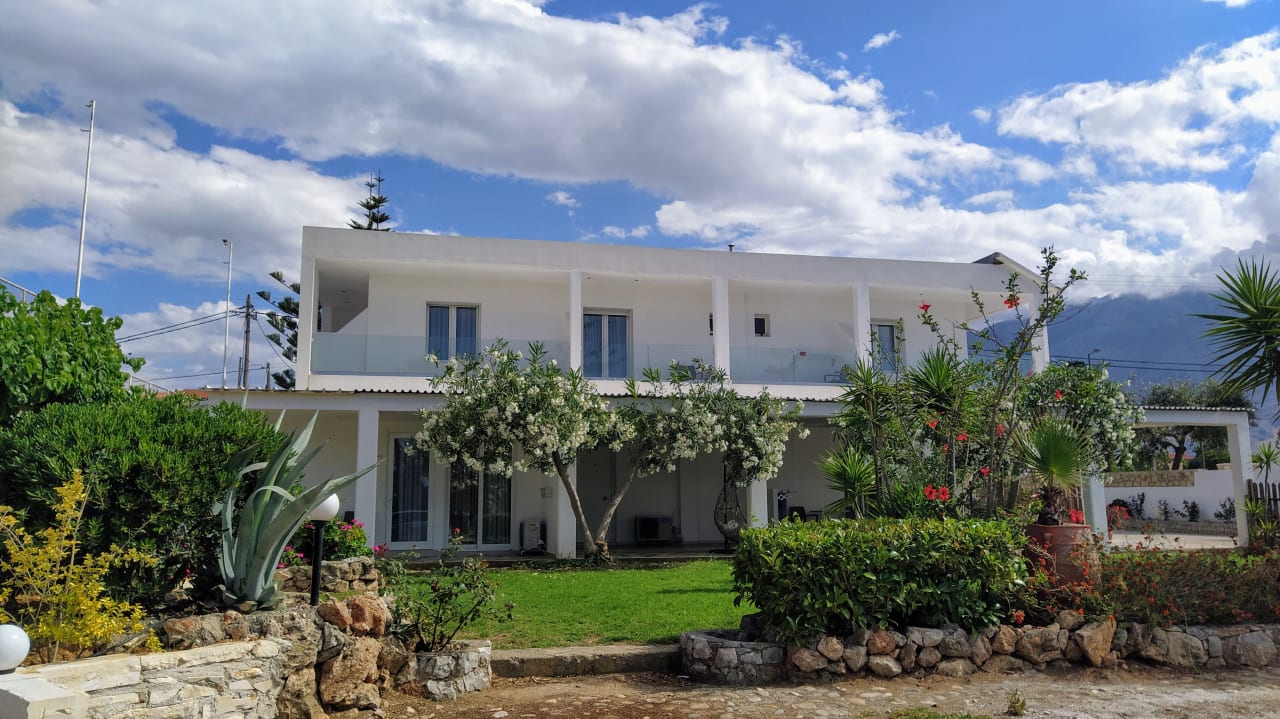 Zimmer HARPIN Happy Days Beach Hotel