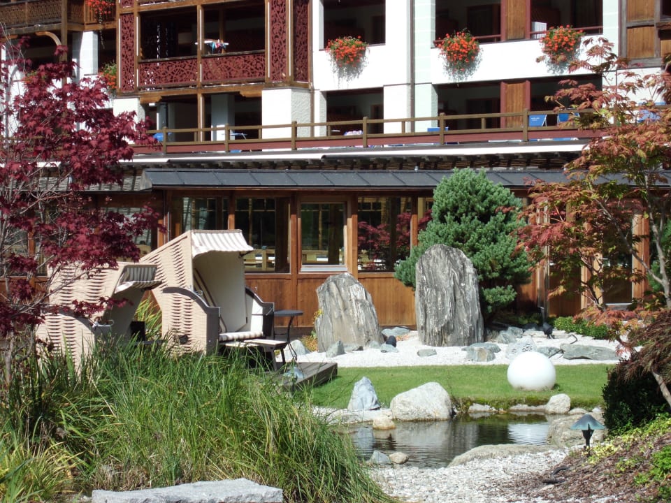 Asiatischer Saunagarten Falkensteiner Family Resort Lido