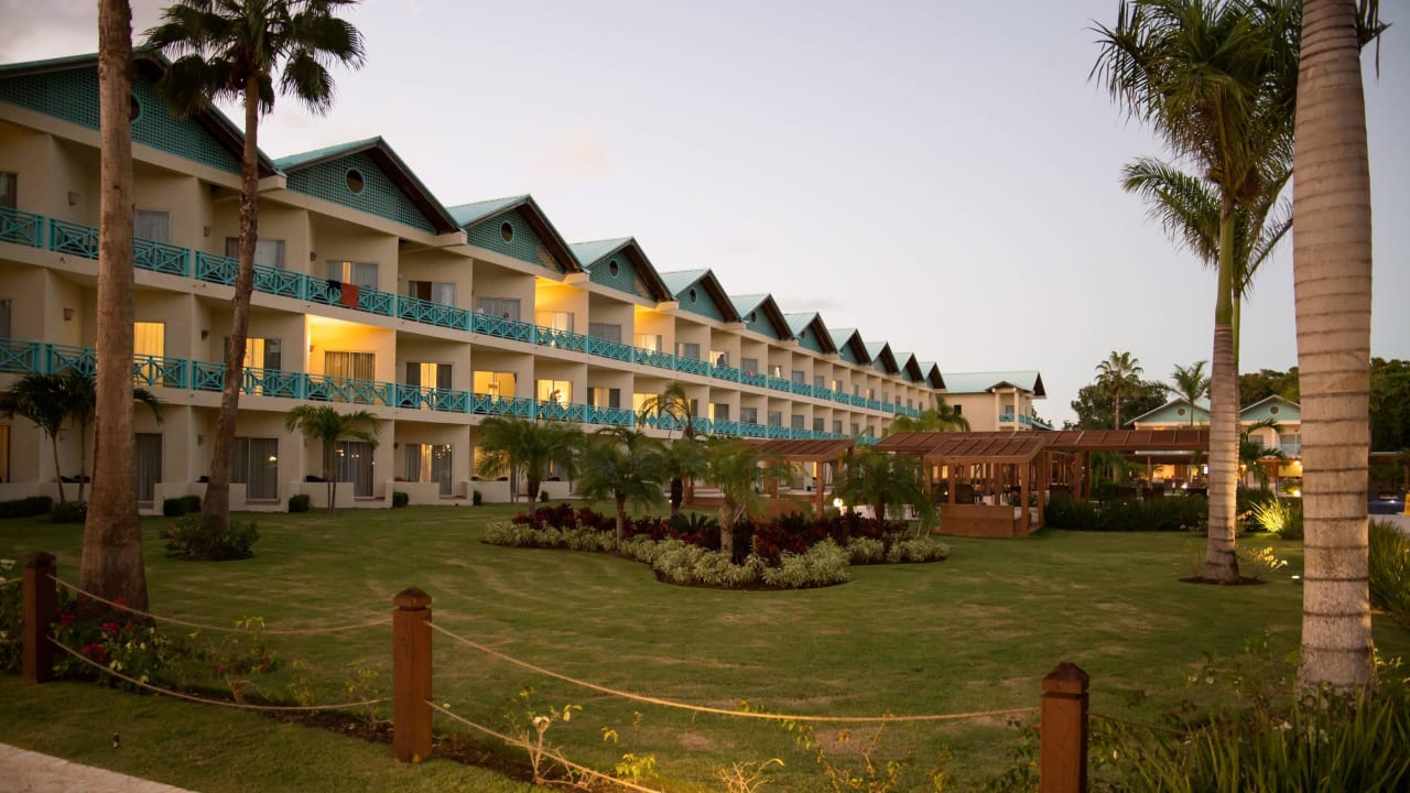 1 von 6 Häusern Dreams La Romana Resort & Spa