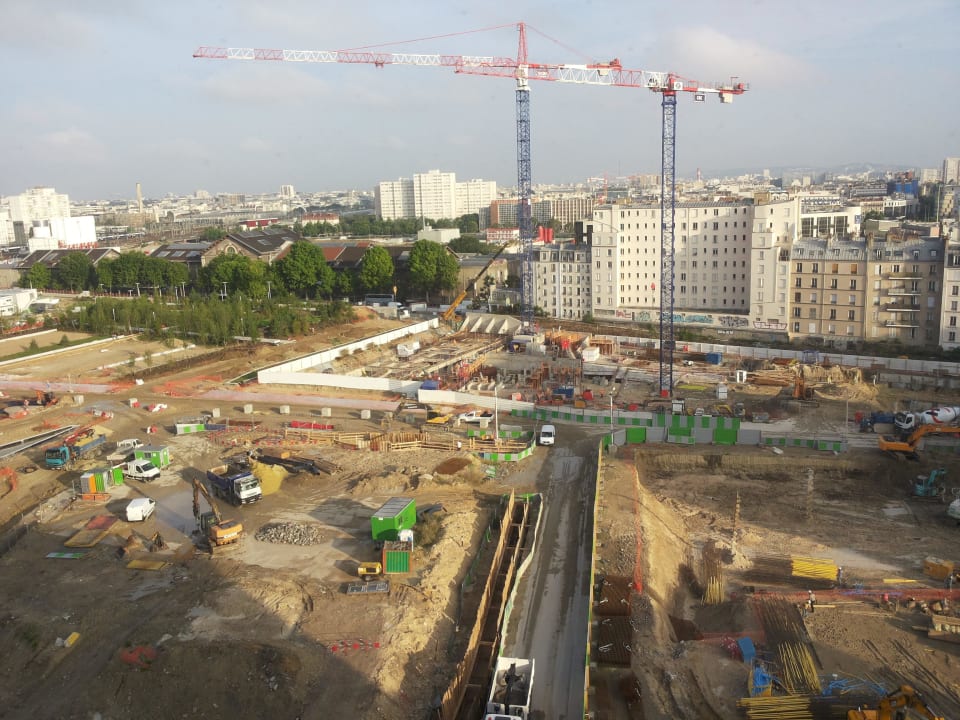 Riesige und laute Baustelle ibis Paris 17 Clichy Batignolles