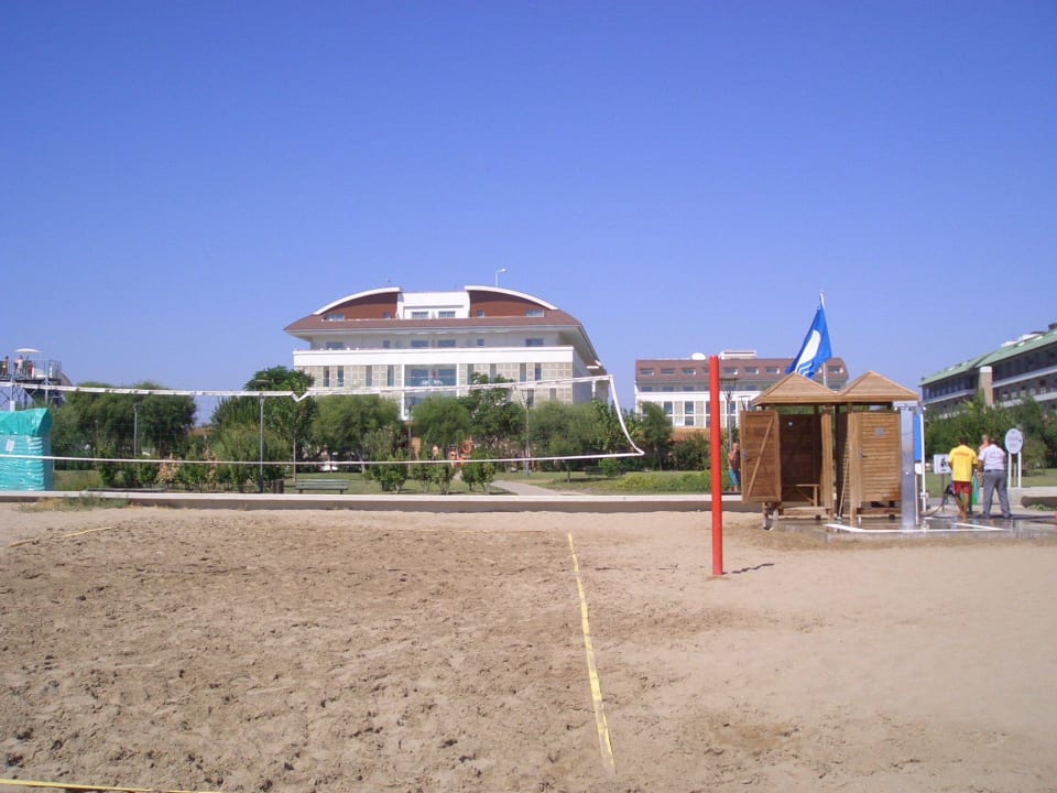 Blick vom Strand zum Hotel Sentido Trendy Verbena Beach