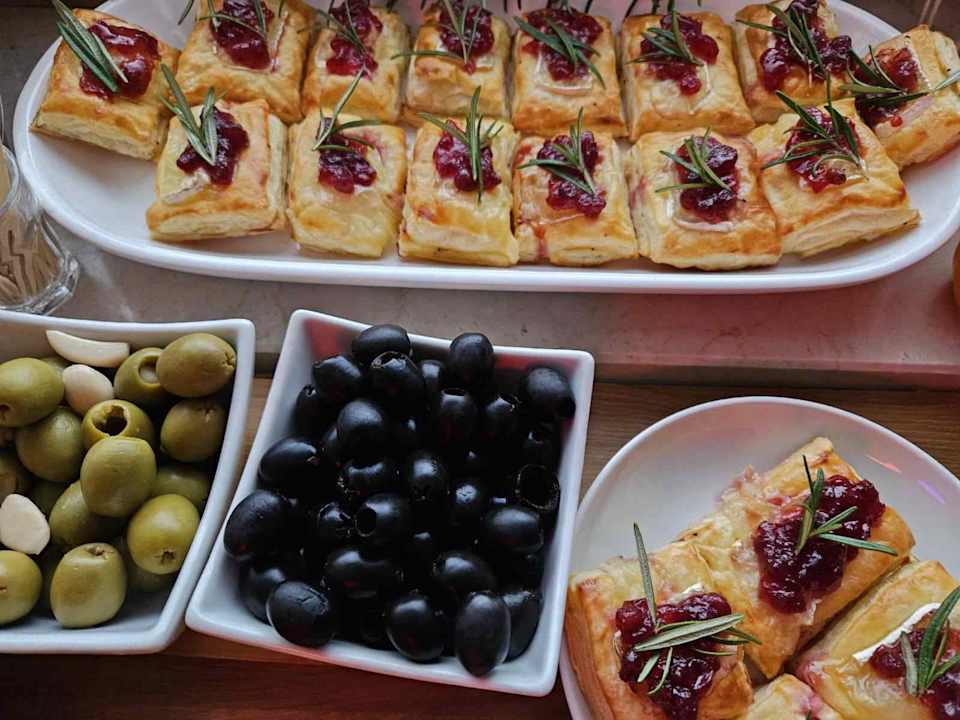 Gastro Saturn Palace Resort Hotel