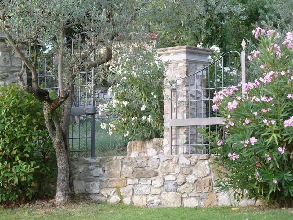 Tor Einfahrt Agriturismo Fabio