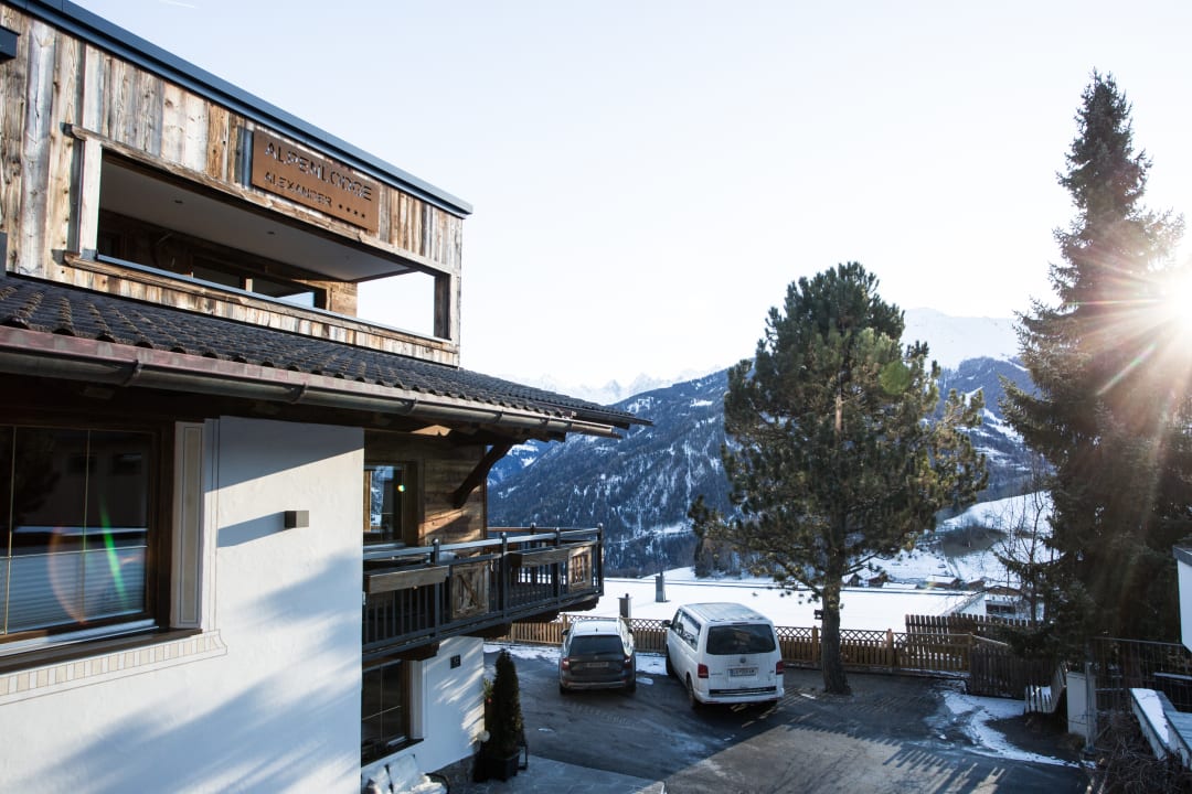 Außenansicht NATURLODGE LADIS