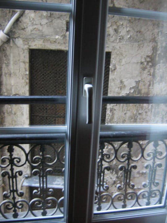 Vue de la fenêtre de ma chambre Hotel Austin's Arts Et Metiers