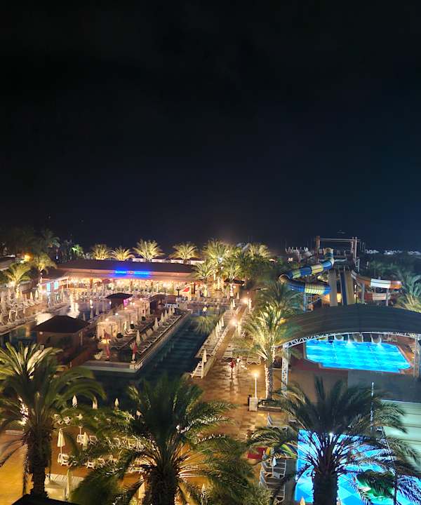 Außenansicht Quattro Beach Spa & Resort