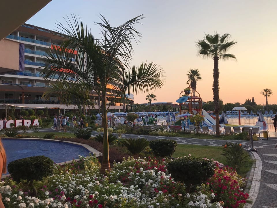 Gartenanlage Lonicera Resort & Spa Hotel