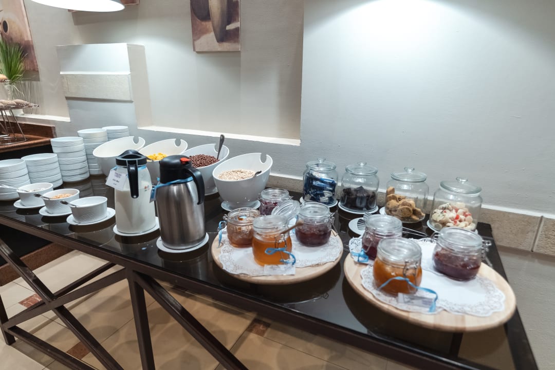 Gastro Swiss Inn Pyramids Golf Resort