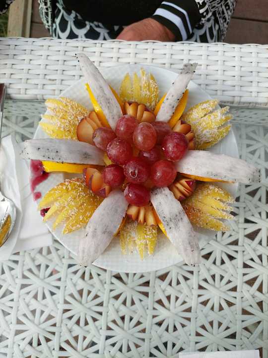 Gastro The Sense Deluxe Hotel