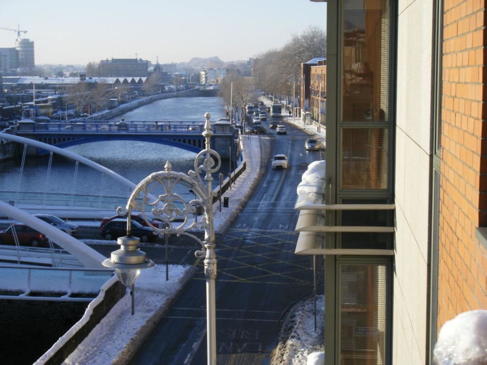 Vue sur la rivière Liffey depuis l'appartement Ellis Quay Apartments by the Key Collection