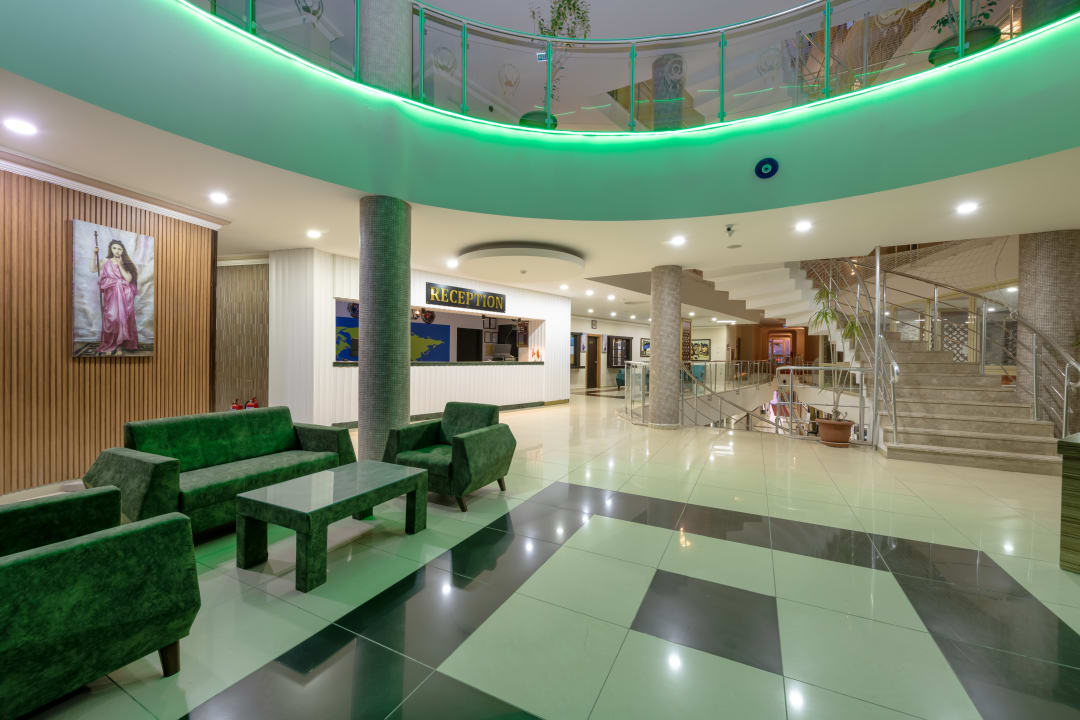 Lobby Lims Bona Dea Beach Hotel