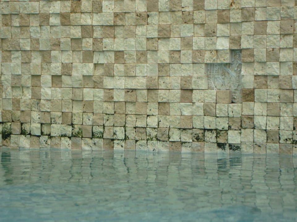 1 Aria Claros Beach & Spa Resort