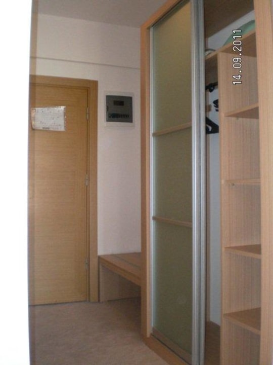 Geräumiger Kleiderschrank Ladonia Hotels Adakule