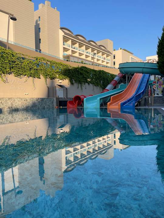 Pool Side Story Resort & Spa