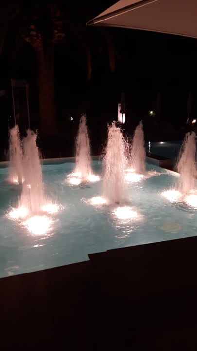 Pool Caravia Beach Hotel