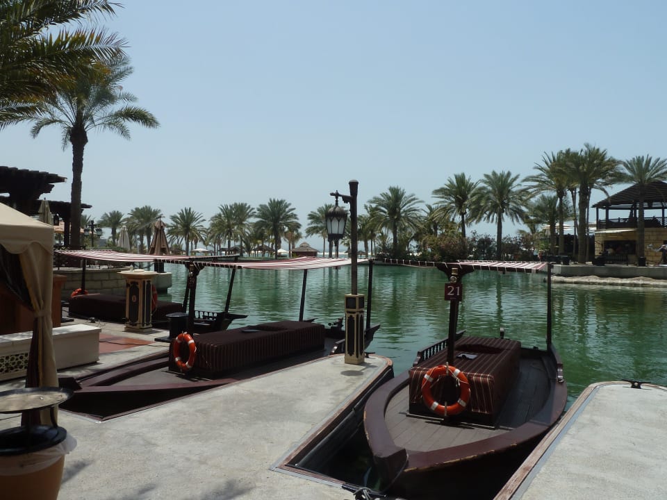 Abrastation Jumeirah Mina Al Salam