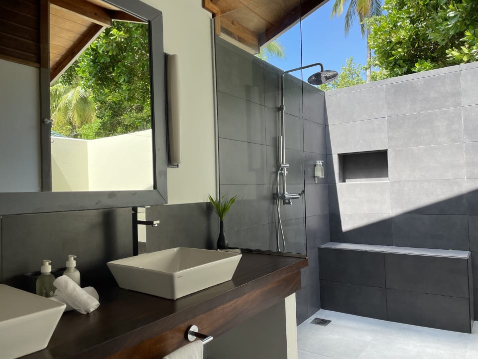 Zimmer Meeru Maldives Resort Island