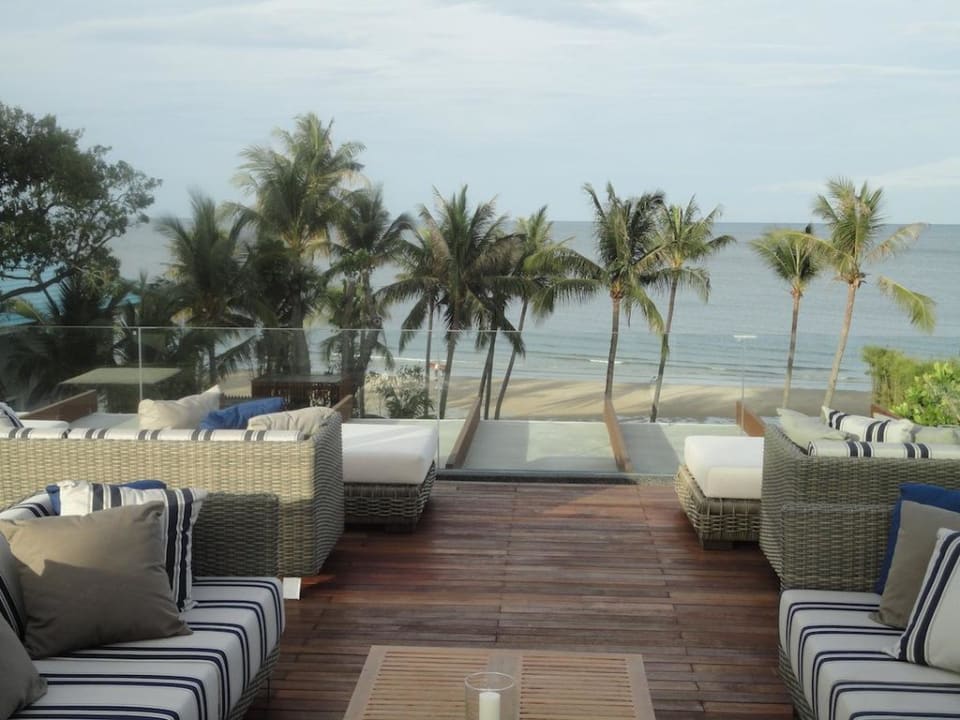 RoofTopBar Cape Nidhra Hotel Hua Hin