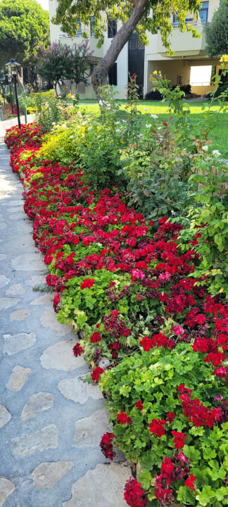 Gartenanlage Melas Holiday Village
