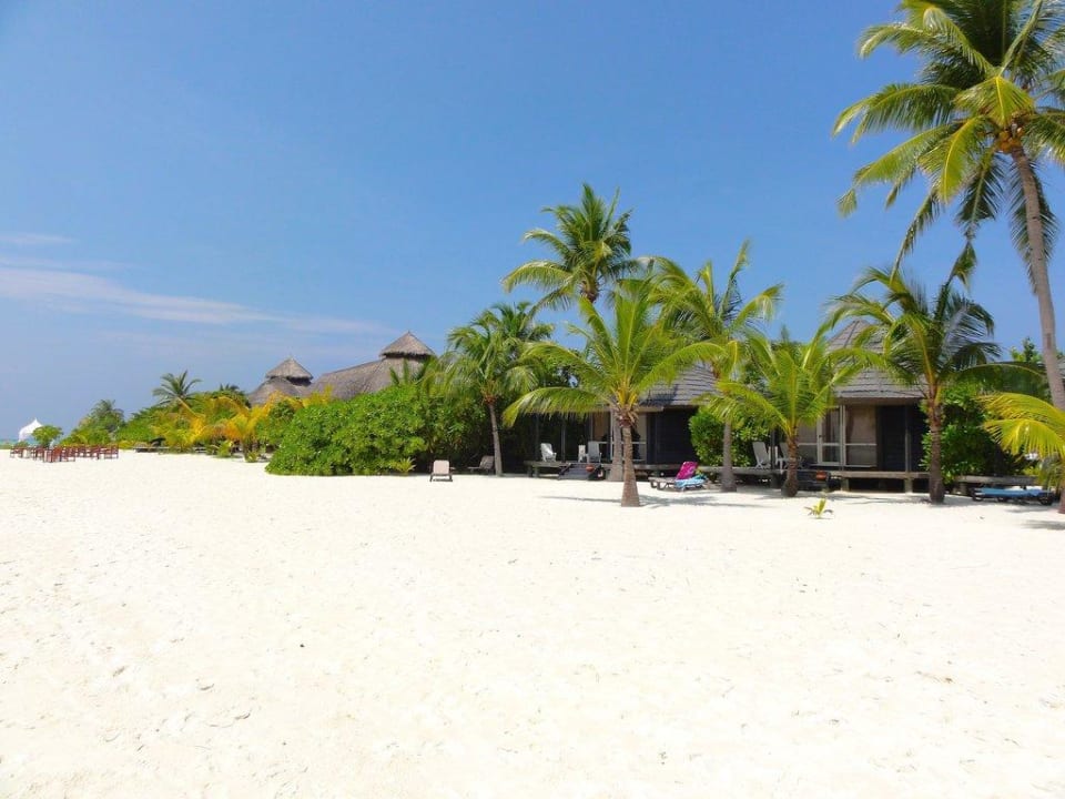 Jacuzzi Beach Villen an der Sangu Bar Kuredu Island Resort & Spa