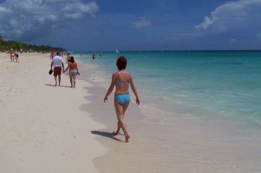 Türkisblaues Meer Hotel Riu Bambu