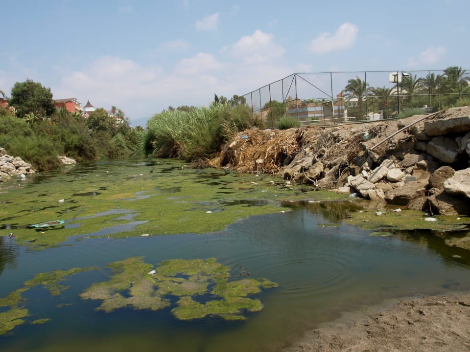 Horror Saphir Hotel & Villas