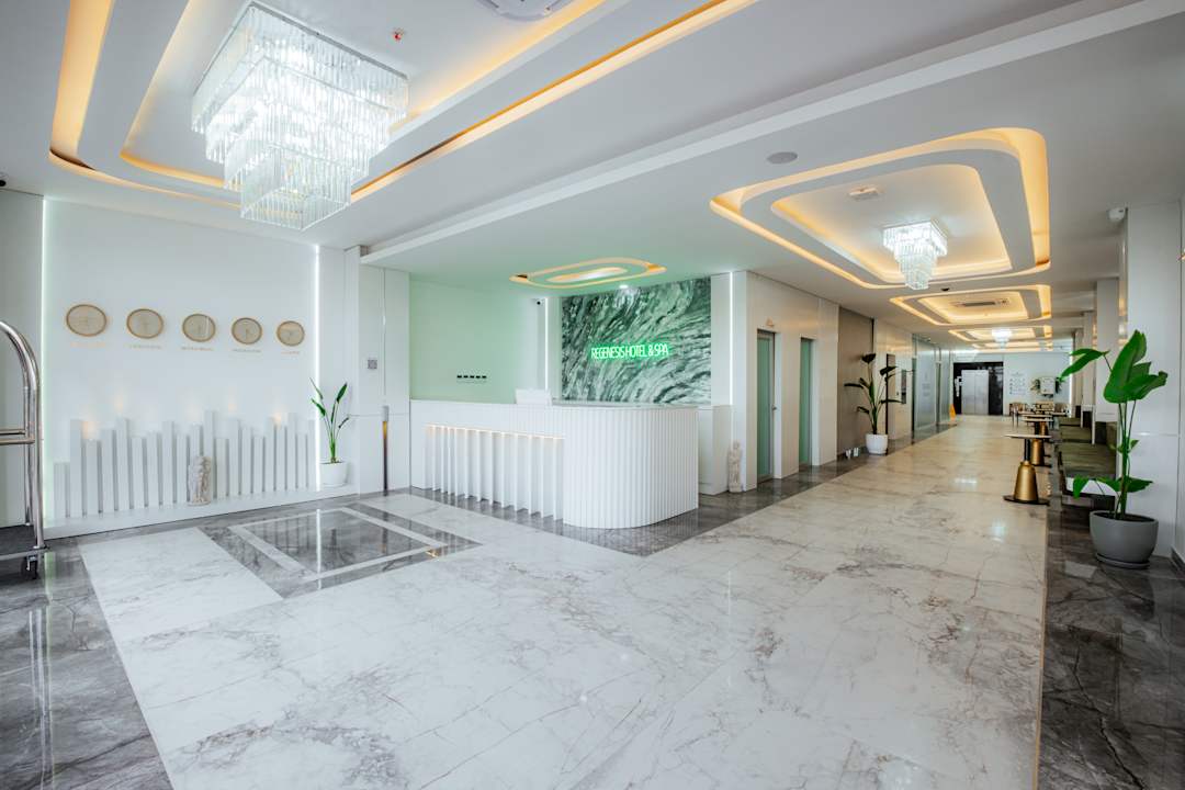 Lobby Regenesis Hotel & Spa