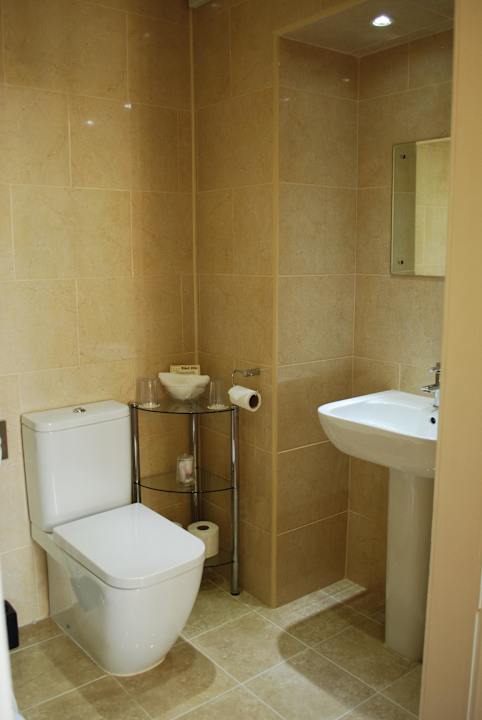 Bathroom Atholl Villa Guest House