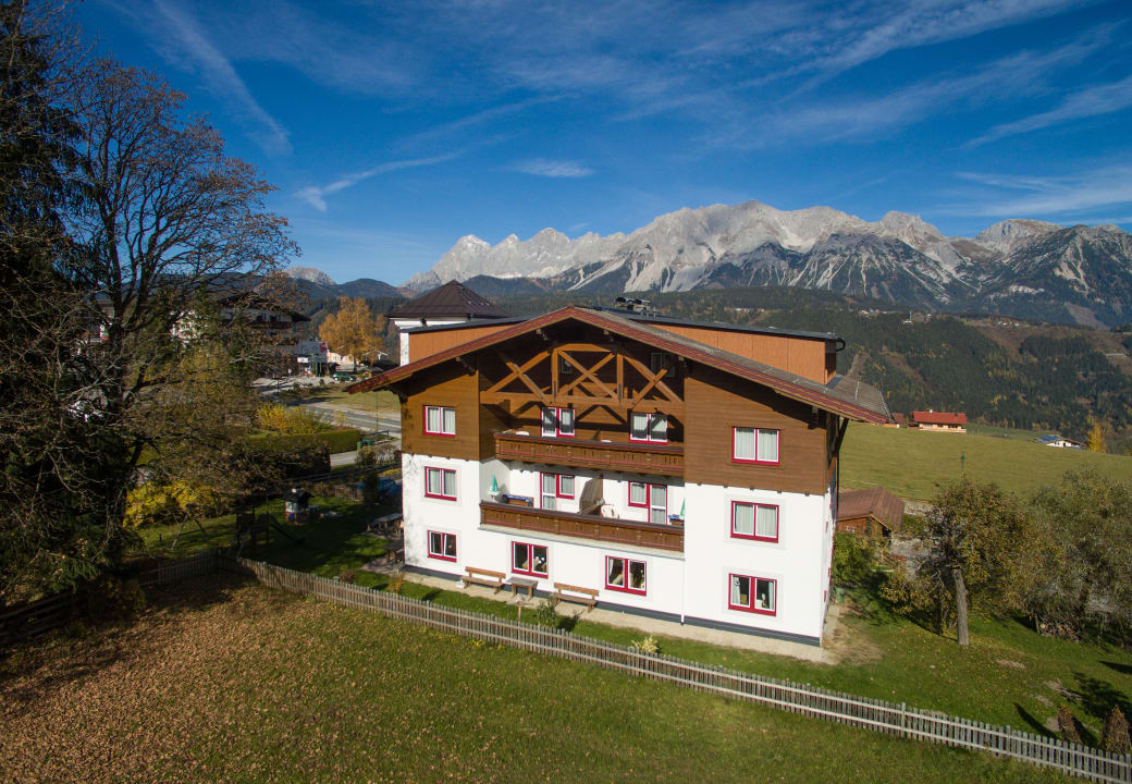 Außenansicht Apartments Dachsteinblick