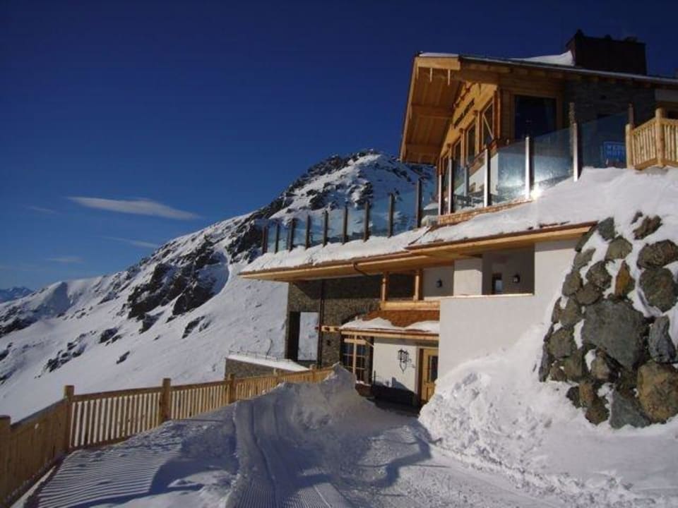 Zugang Skiraum Wedelhütte Hotel & Chalet