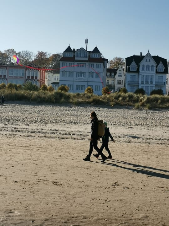 Außenansicht Strandhotel Bansiner Hof