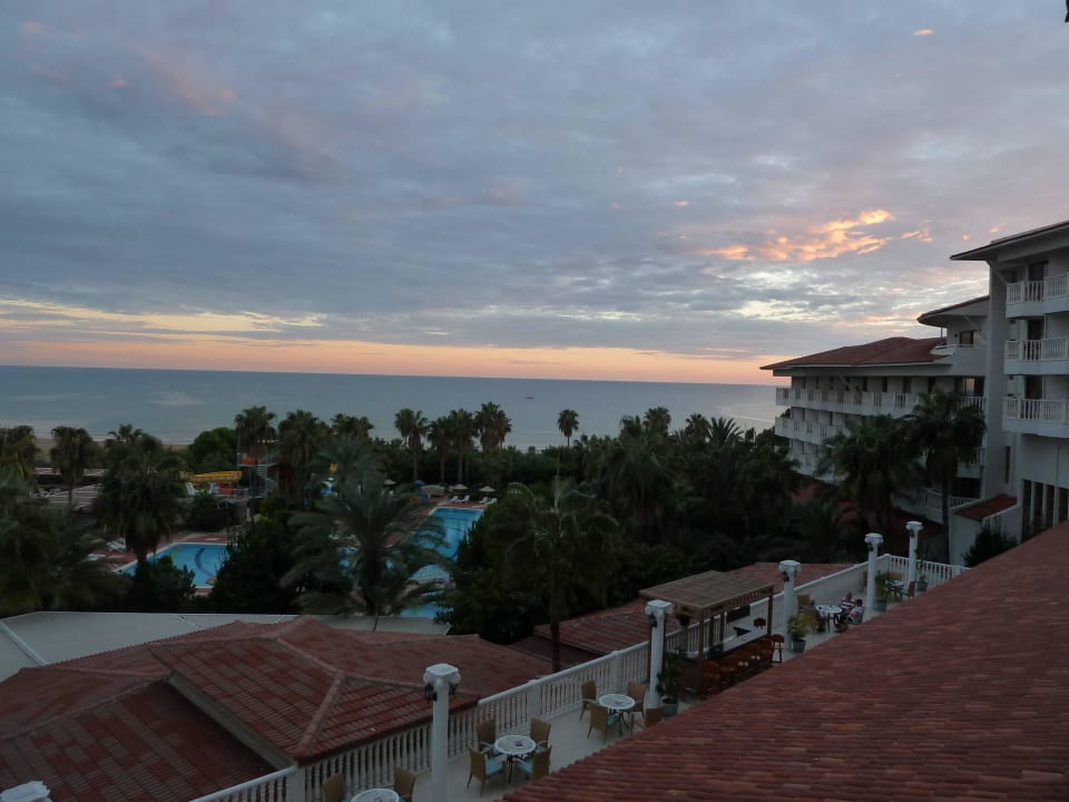 Terrassenbar, Pool und Meer Hotel Defne Garden