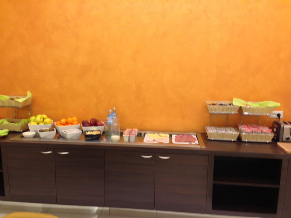 Frühstücks Buffet ibis Styles Hotel Milano Melegnano