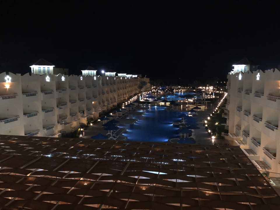 Außenansicht Amwaj Beach Club Abu Soma Resort
