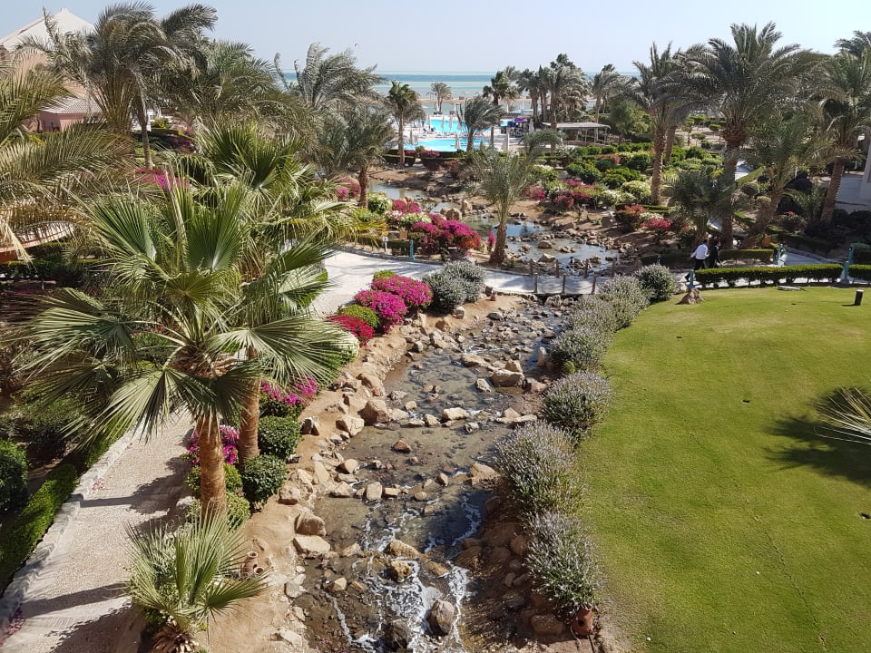 Gartenanlage Mövenpick Resort & Spa El Gouna