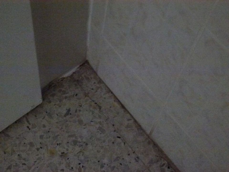Verdreckte Dusche Sun Club Playa del Ingles