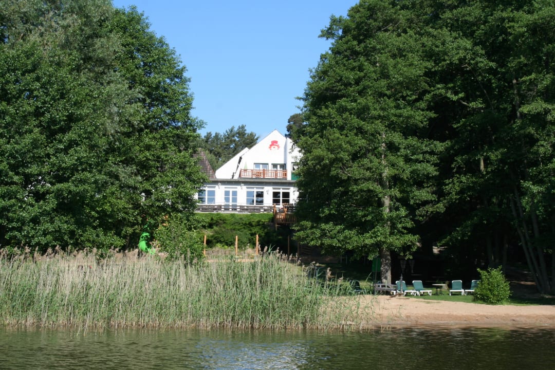 Außenansicht Familotel Borchard's Rookhus am See