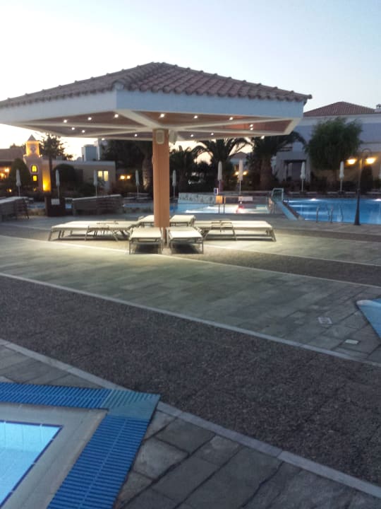 Pool Neptune Luxury Resort