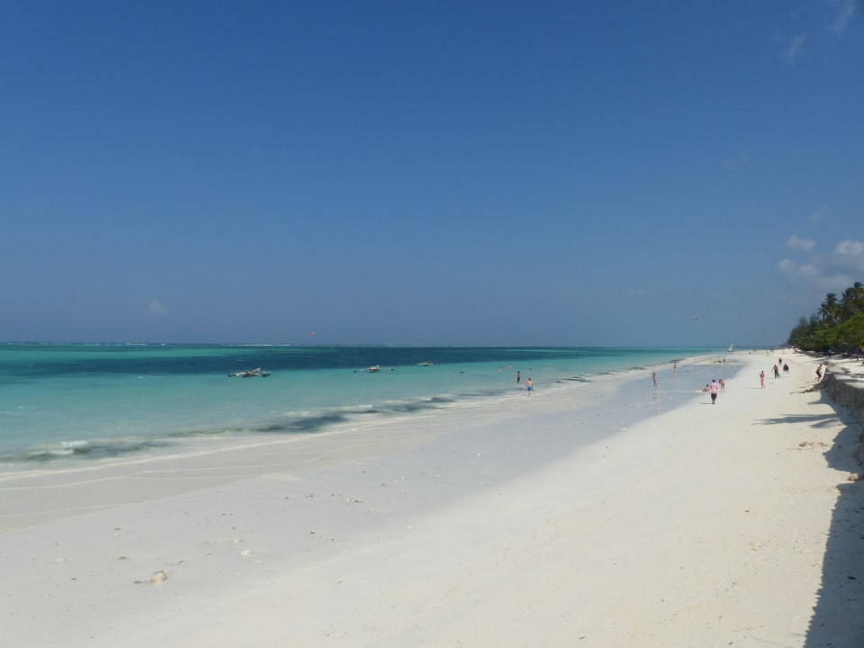 Strand Neptune Pwani Beach Resort & Spa