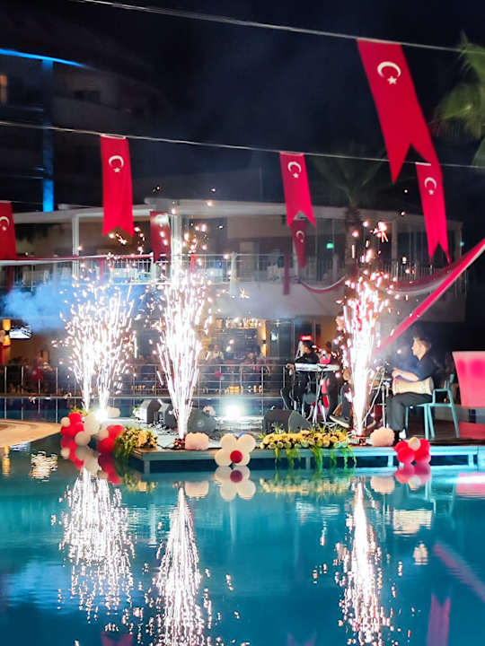 Pool Seashell Resort