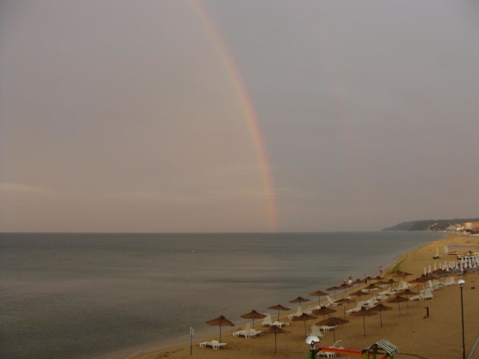 Wunderschöner Regenbogen  Sol Luna Bay