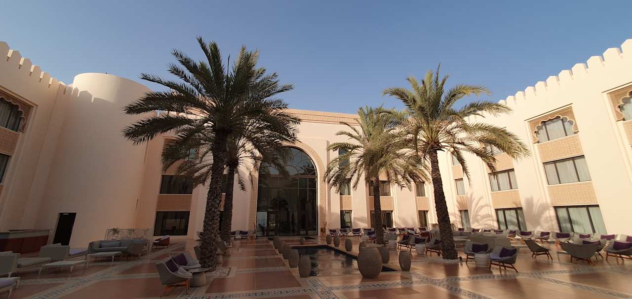 Gastro Shangri-La Al Husn Resort & Spa