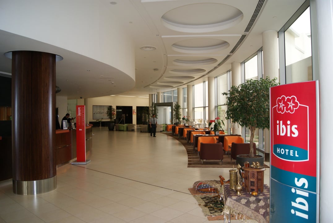 Rezeption Ibis World Trade Centre
